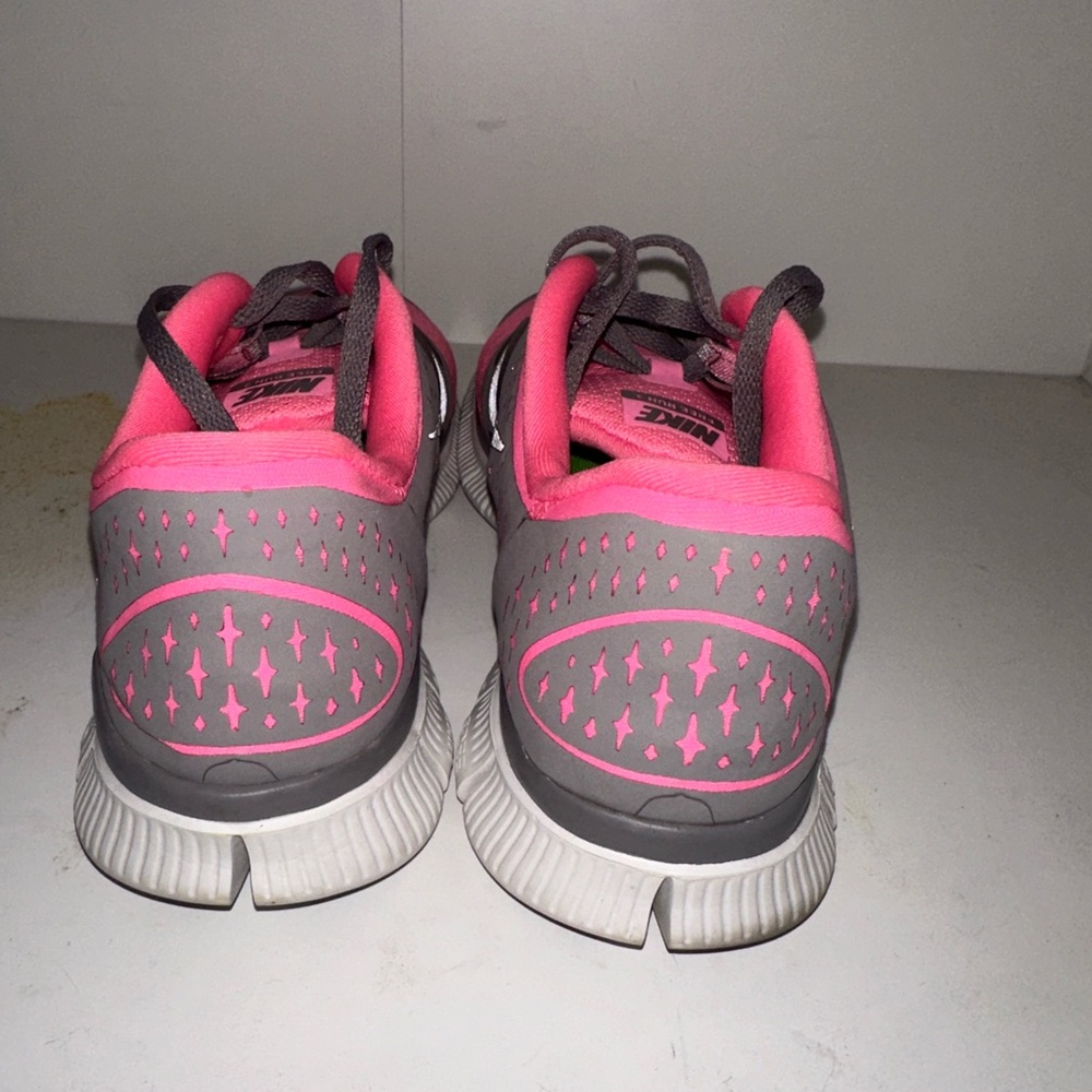 Nike Free’s - Picture 4 of 7